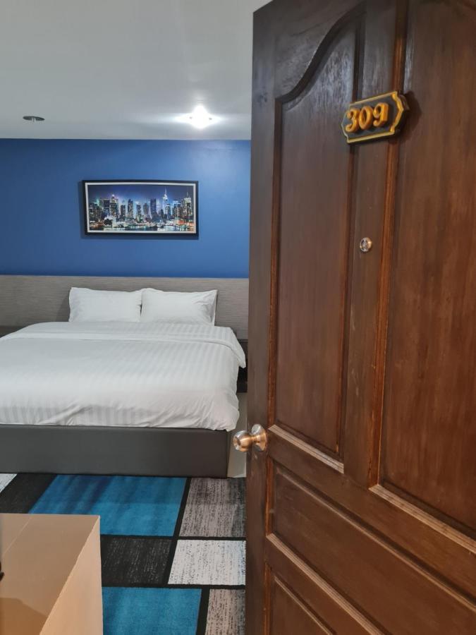 Poonsuk Place Hotel 방콕 외부 사진
