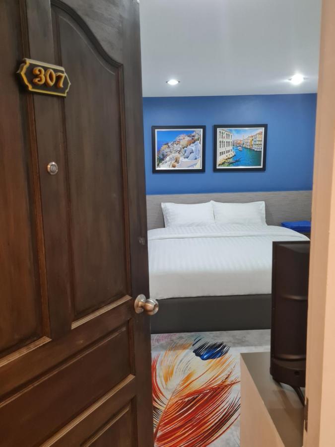 Poonsuk Place Hotel 방콕 외부 사진